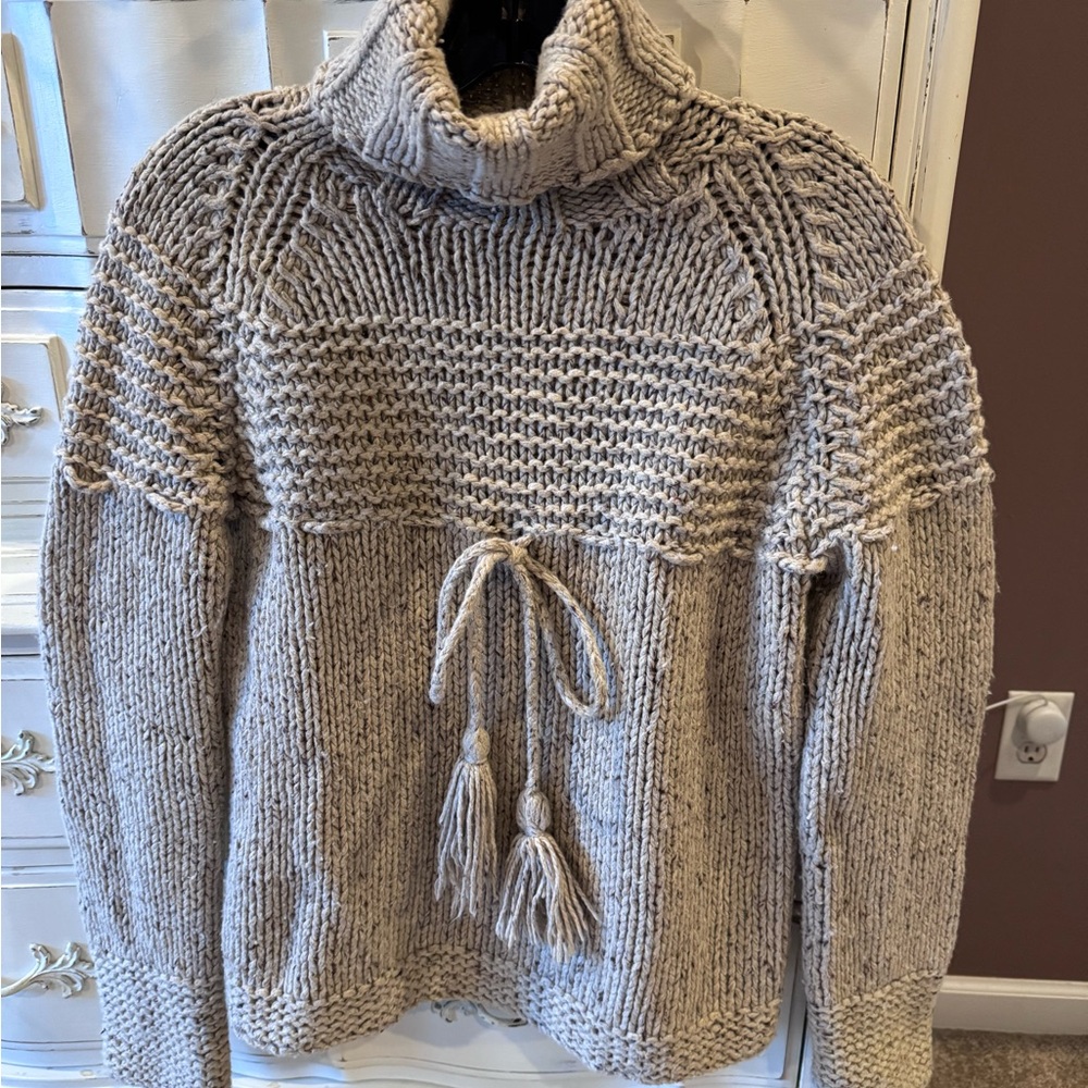 Cozy Knit Turtleneck Sweater - Cream